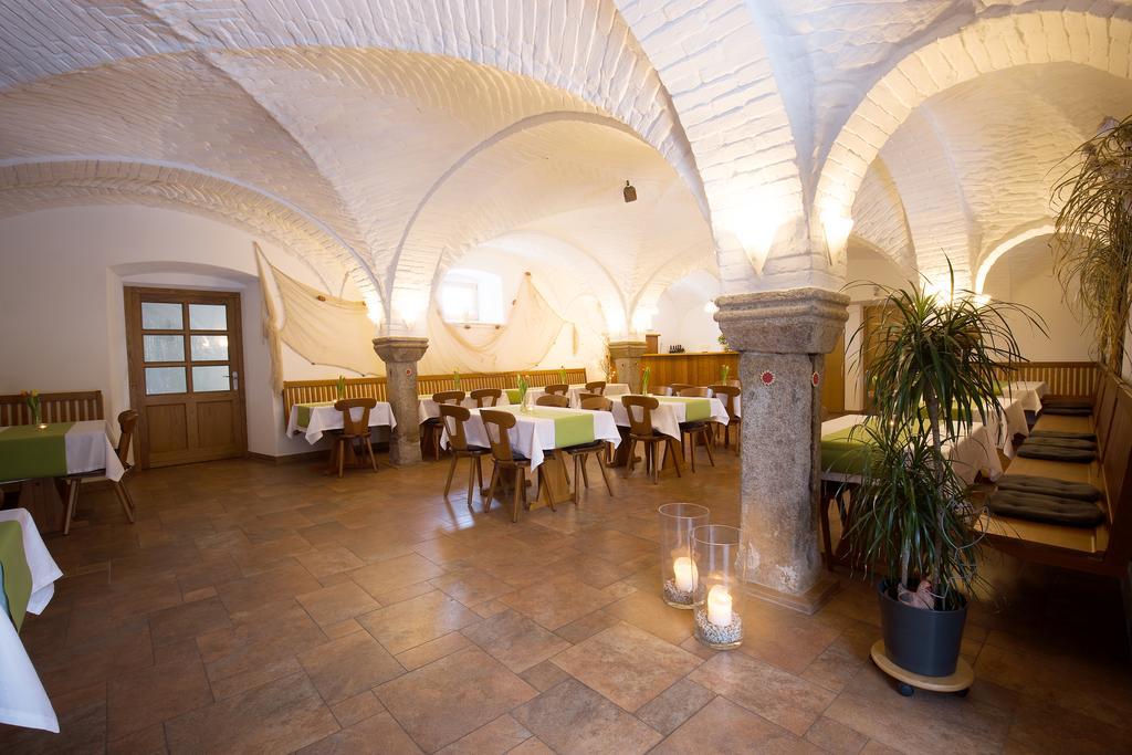 Hotel Fischhof Beer Mitterteich Esterno foto